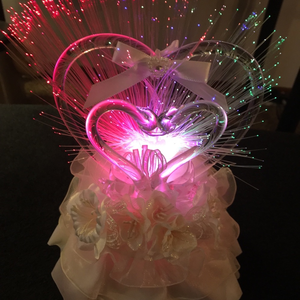 Wedding cake topper